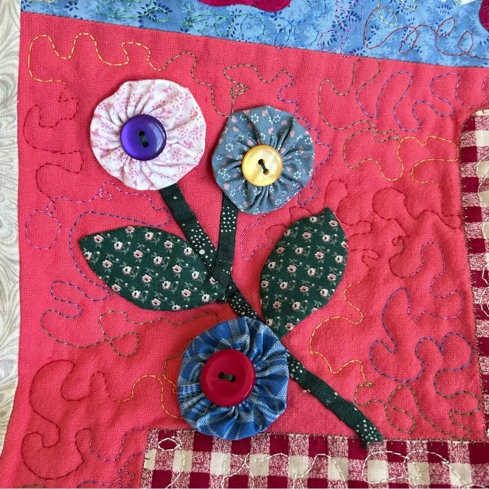 Quilted Wall Hanging Button Flower Basket Design